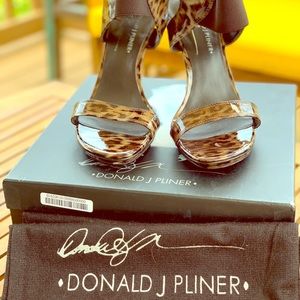 Donald J Pliner Open Toed Heels